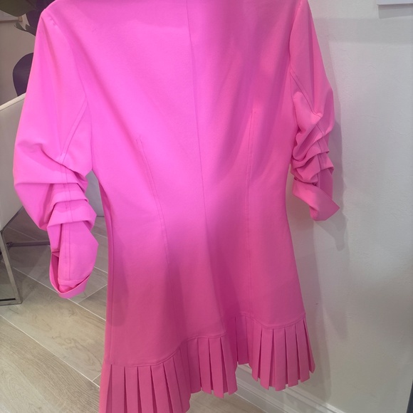 Cinq à Sept Vibrant Pink Button-Down Mini Dress - Picture 4 of 4